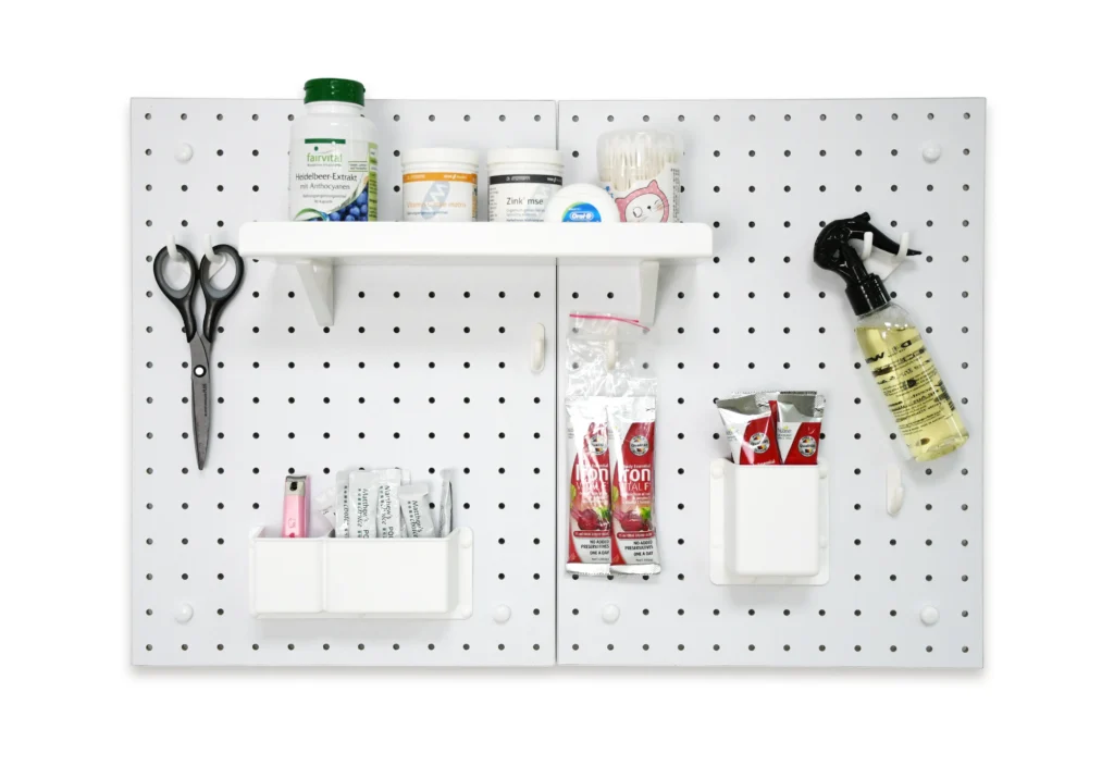 group of pegboard 2PCS 10