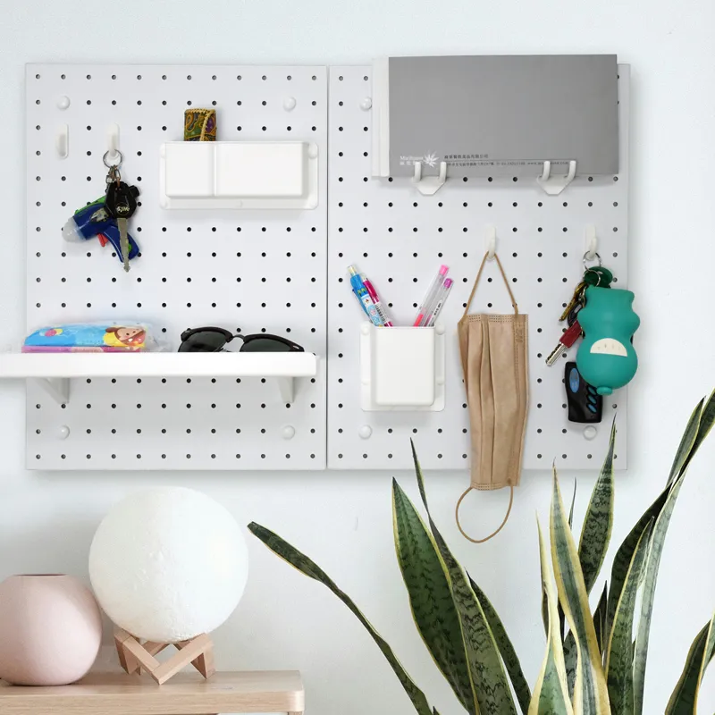 group of pegboard 2PCS 7